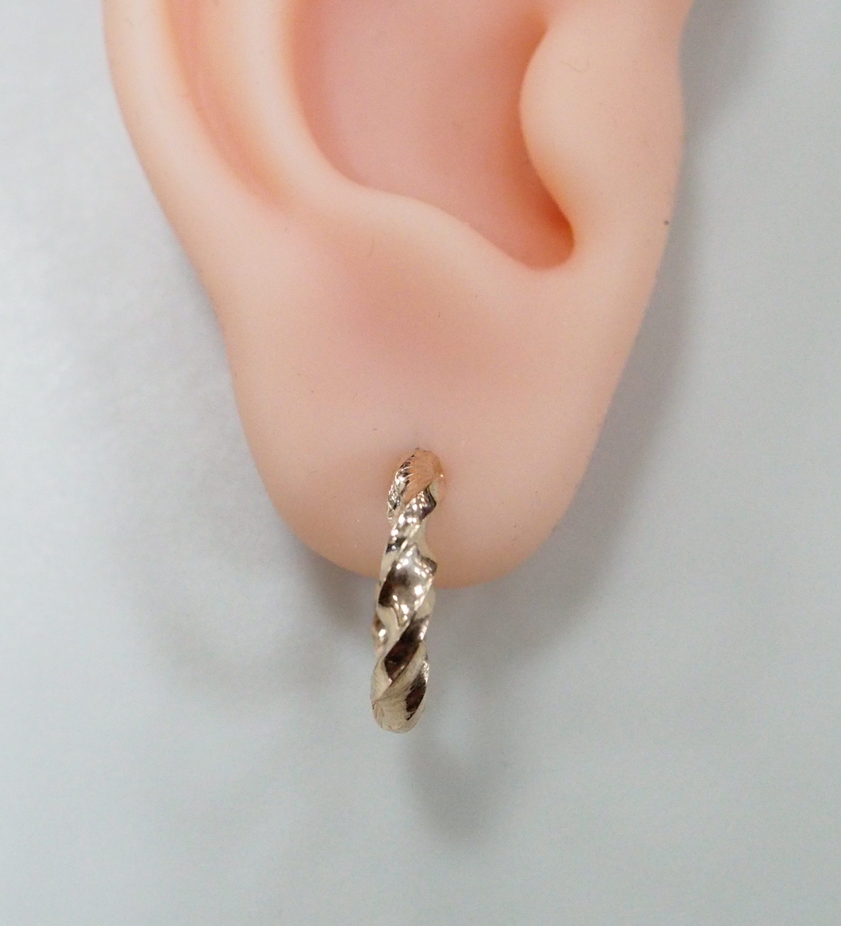 Серьги-конго из золота